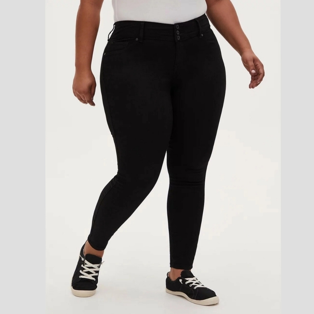 Torrid Black High Rise Jeggings Jeans Button Fly Skinny Plus Size 26T 26 Tall